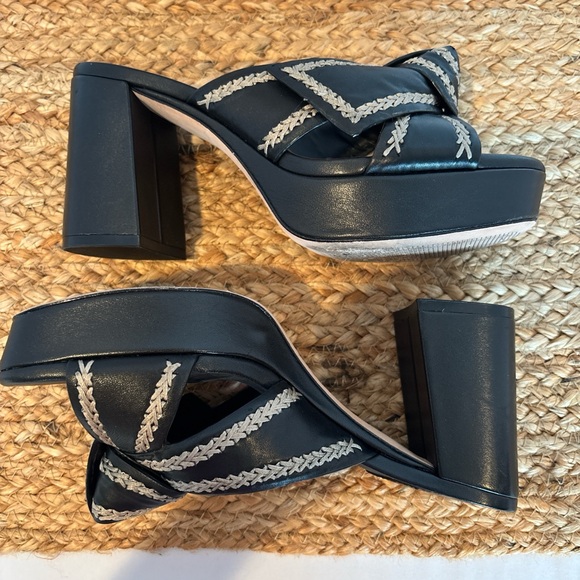 Y2K Retro Boho Chic Antonio Melani Black and Cream Platform Heels Sz 6 - Picture 4 of 6